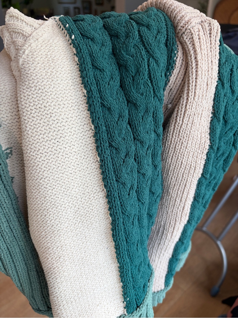POL Cream & Sage Green Cable Knit V-Neck Oversized Sweater Small Boho - Picture 7 of 8